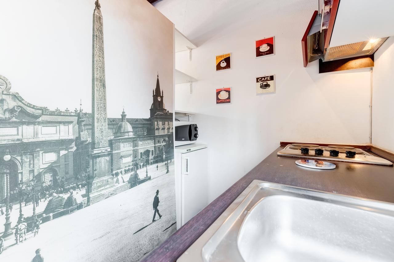 Romantic House With Terrace Appartamento Roma