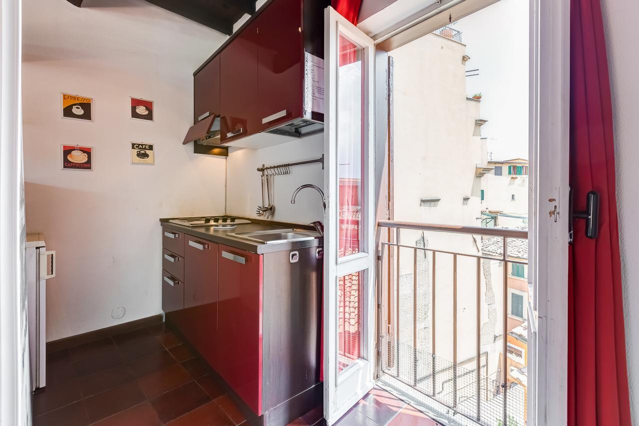 Romantic House With Terrace Appartamento *
